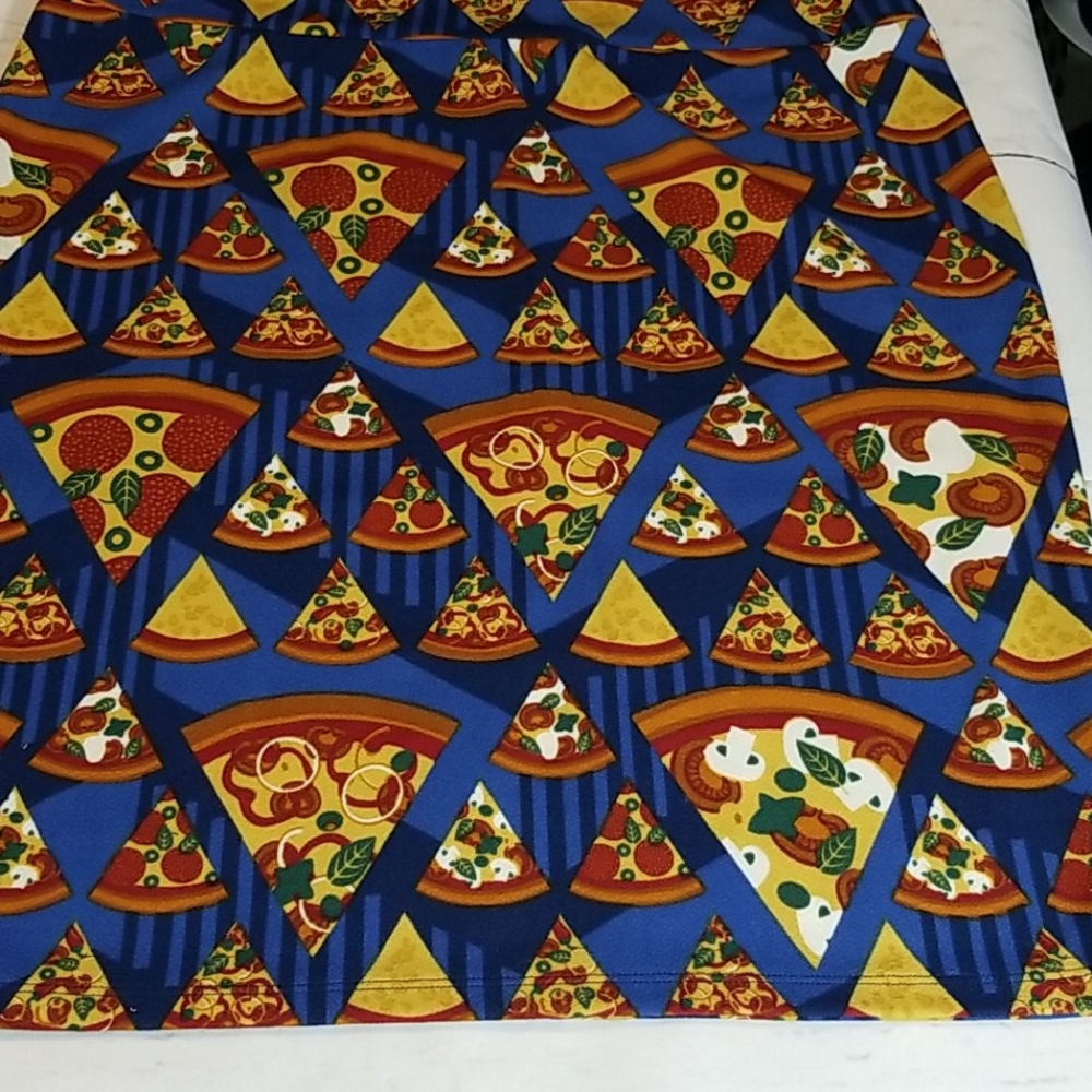 Lularoe 2XL Pizza Print Cassie Skirt